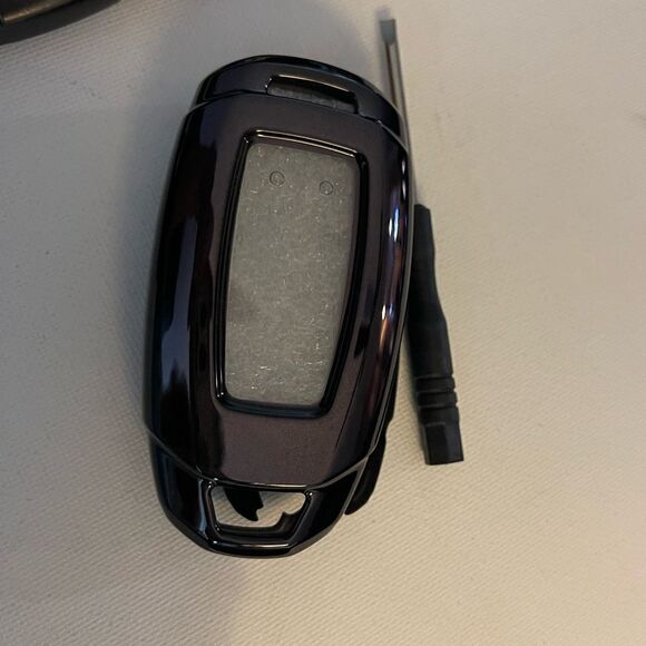 Hyundai Key Fob Keychain in Black leather & Fob Case Cover Black NWT - Picture 3 of 5